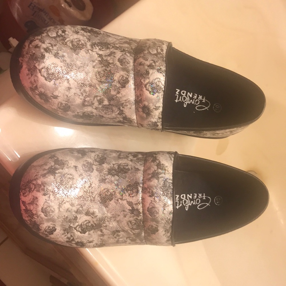 Nursing Crocs